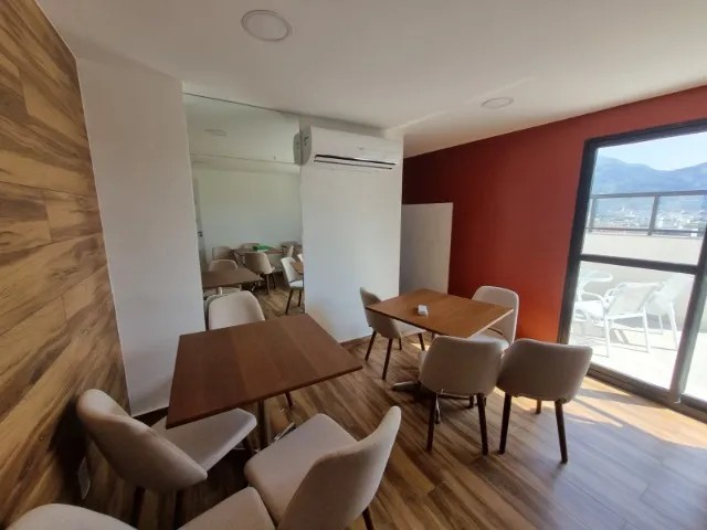 Unfurnished 1-bedroom apartment with a balcony — photo 3