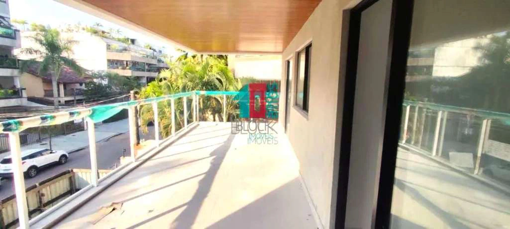 3-bedroom apartment with 1 suite, 106 m² and balcony — photo 13