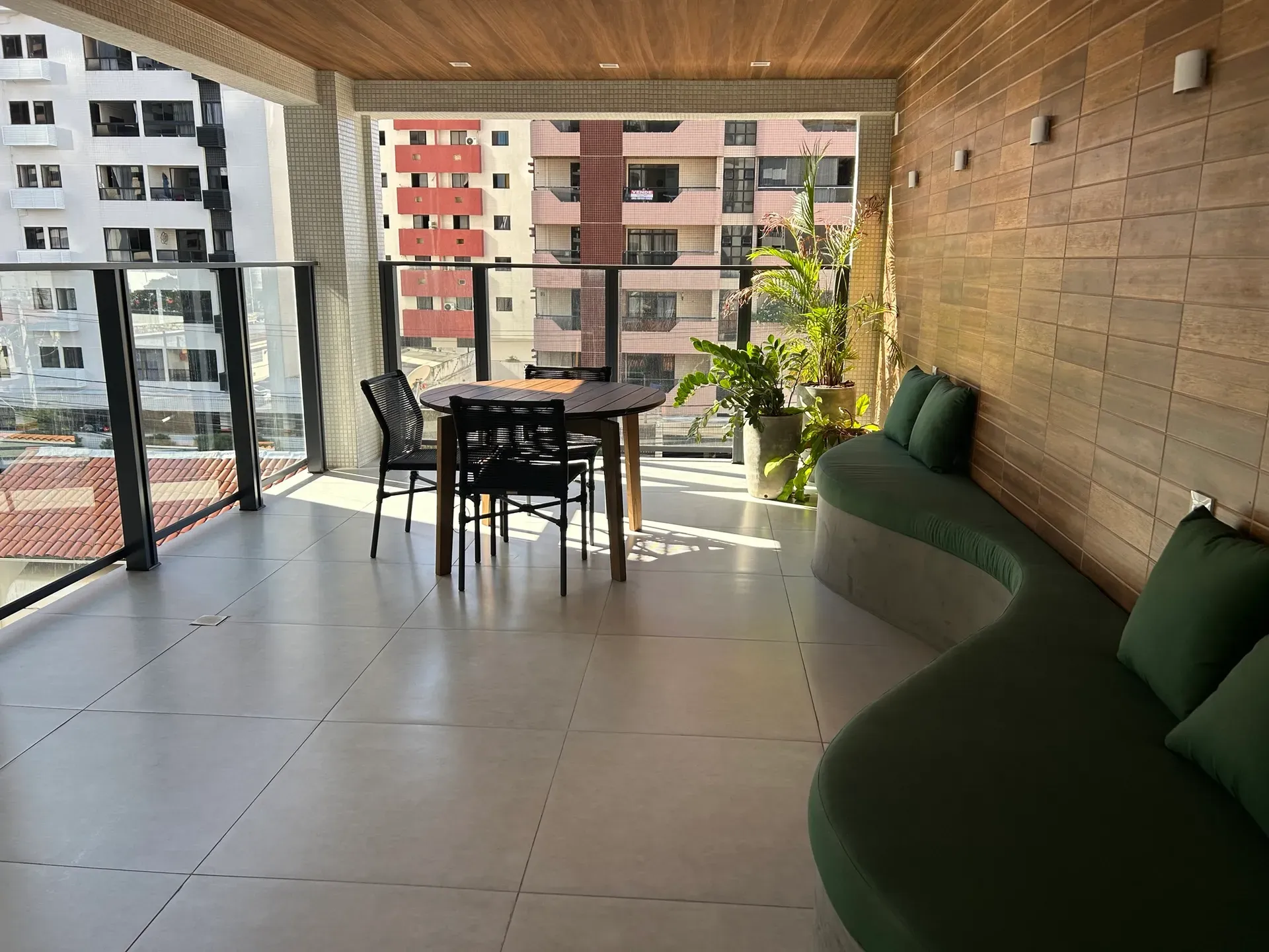 Apartamento mobiliado de 32 m² com cozinha americana