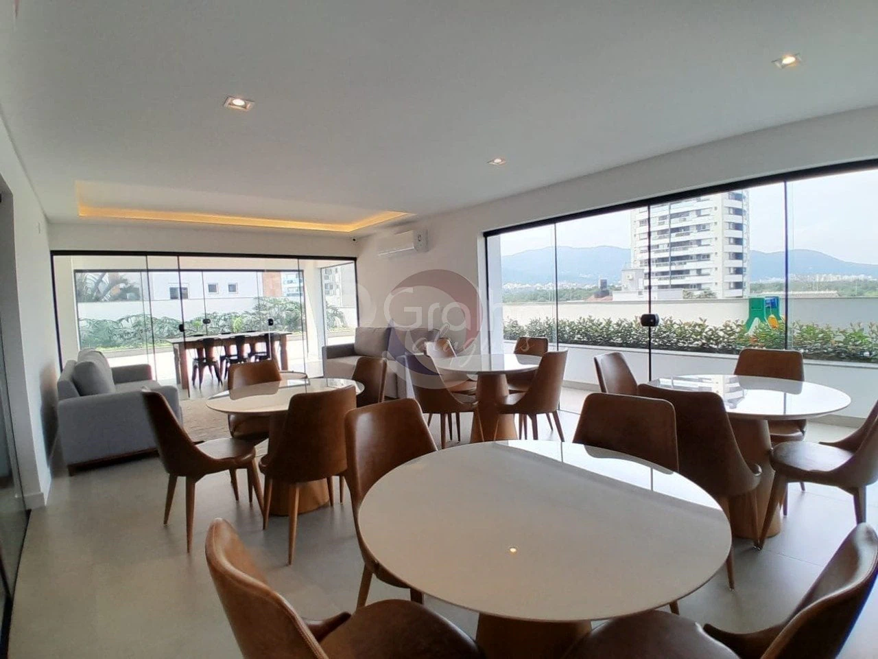 Departamento de 2 dormitorios en edificio con piscina — photo 23