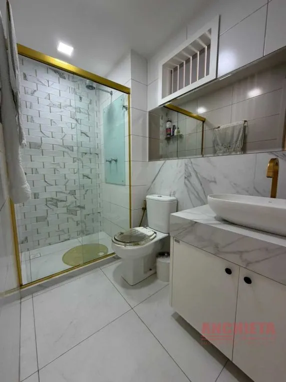 Квартира з 3 спальнями та заскленим балконом — photo 16