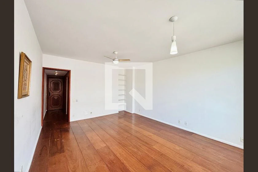 Unfurnished 3-bedroom apartment with gas kitchen — photo 23