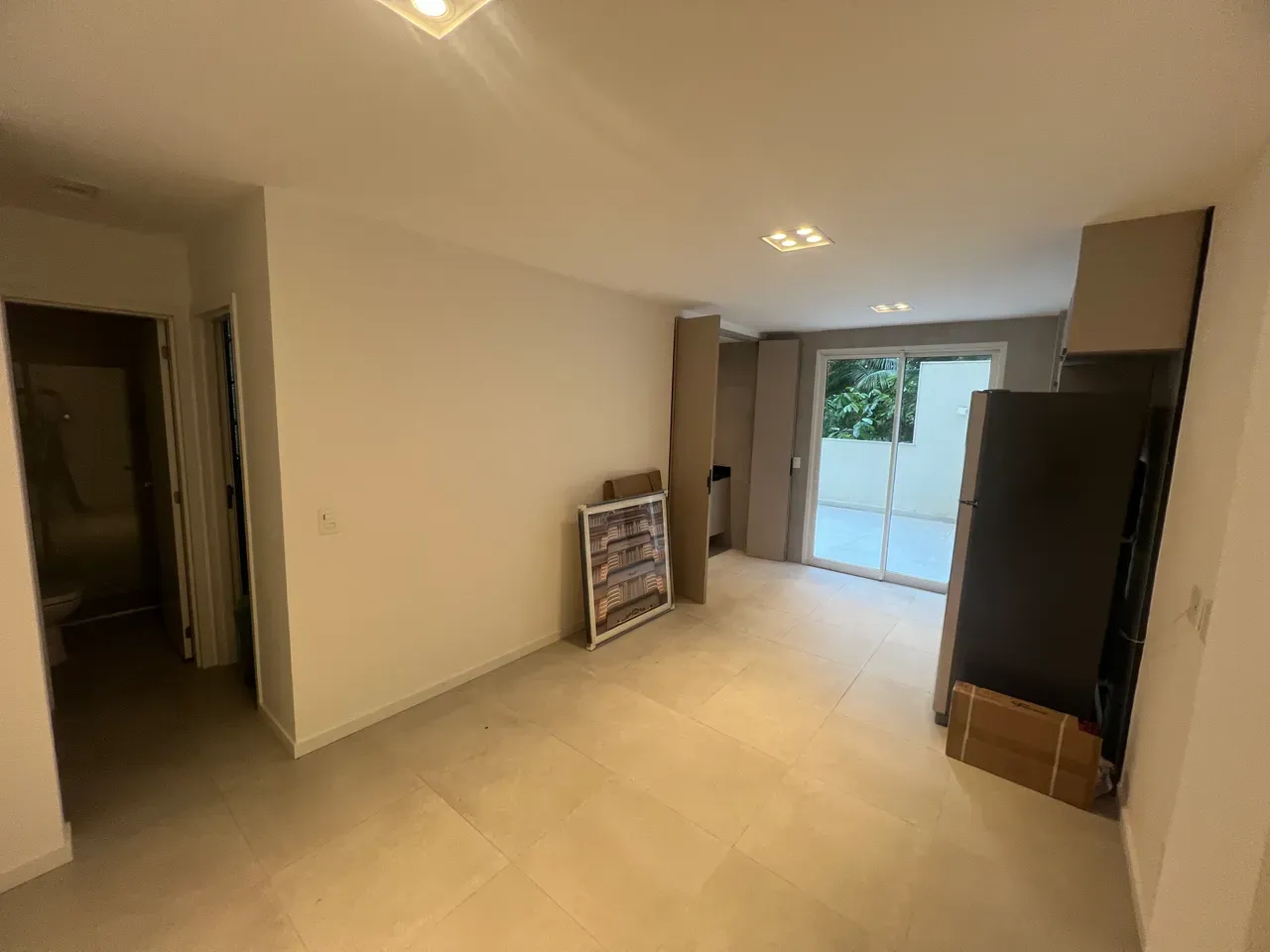 Furnished apartment, 68 m², with a grill on the balcony