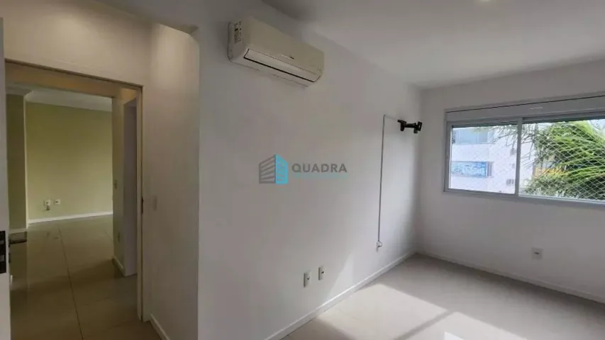 2-bedroom apartment with a grill on the balcony — photo 6