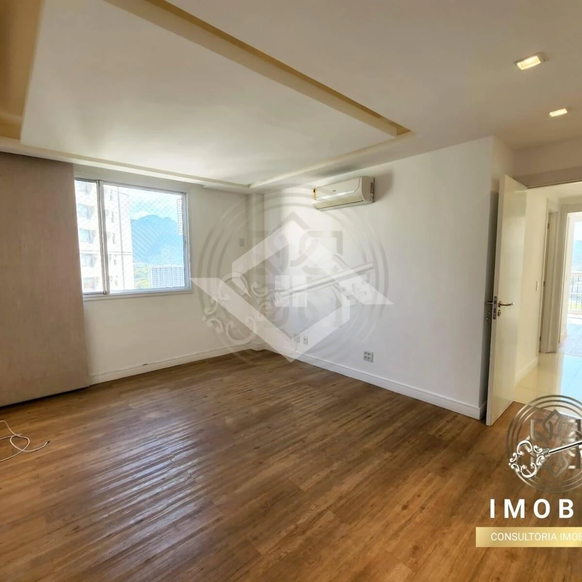 166 m² apartment with 3 bedrooms and a balcony — photo 6