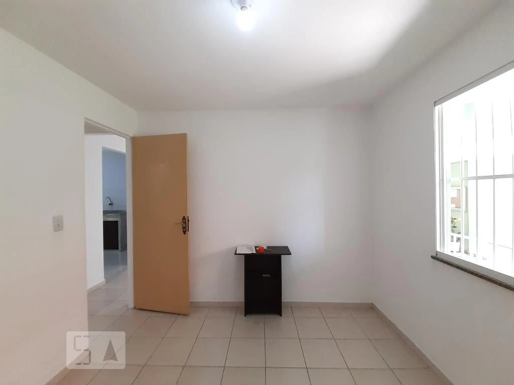 Rental apartment with 2 bedrooms and a balcony — photo 12