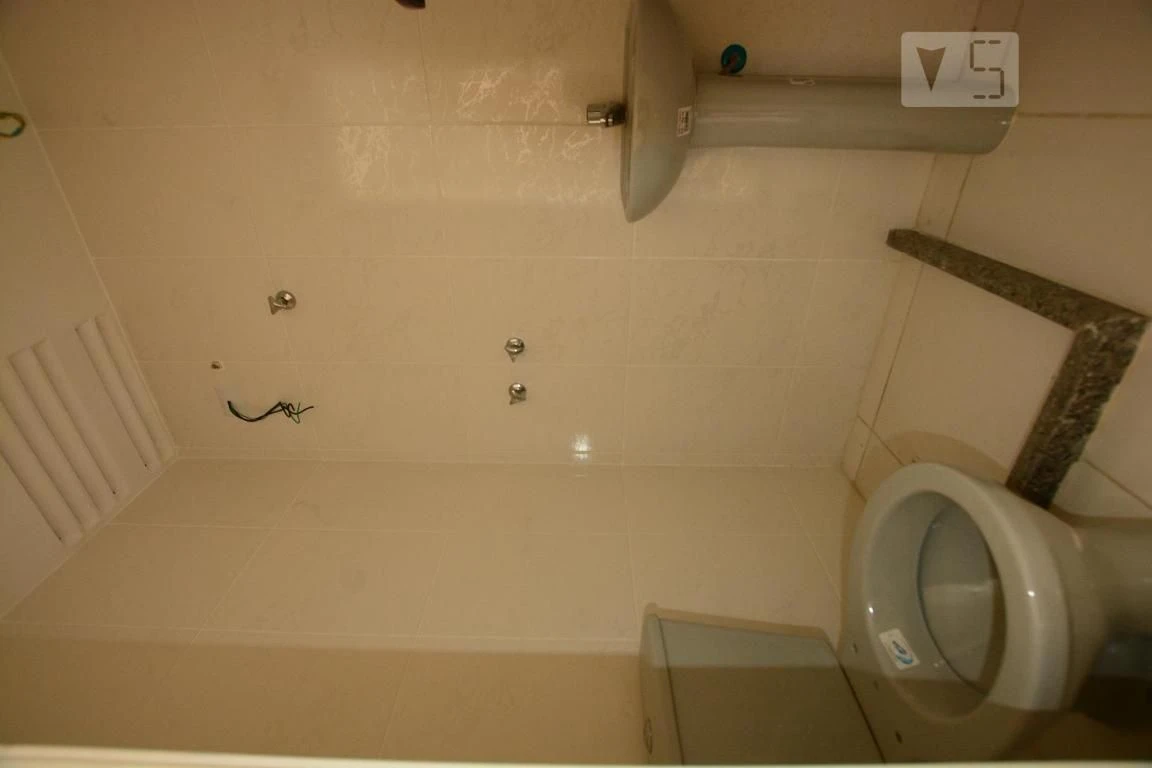 2-bedroom apartment with balcony sink and utility area — photo 38
