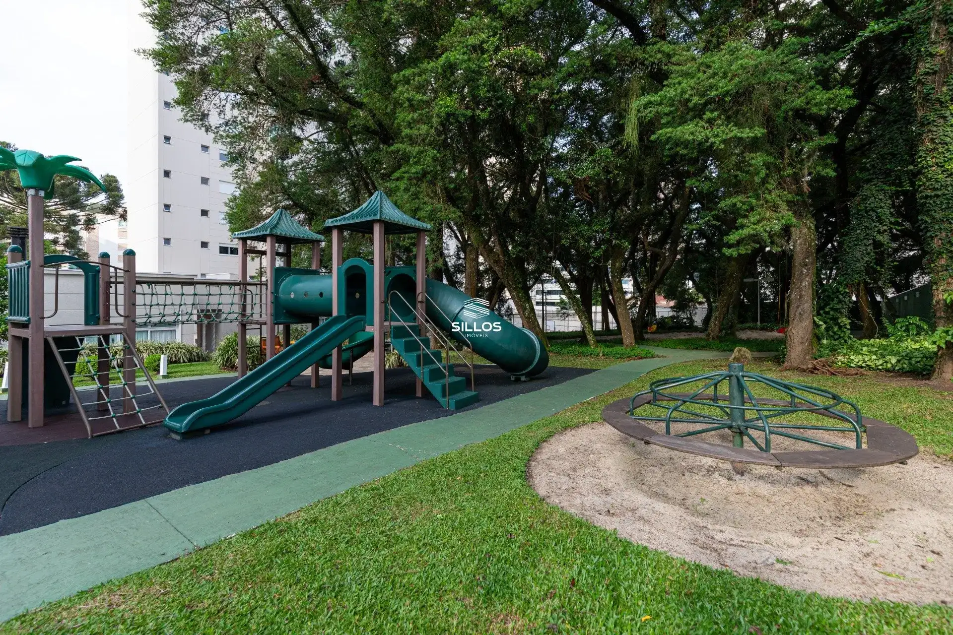 Квартира 321 м² з 3 спальнями-сюїтами і 4 паркомісцями — photo 55