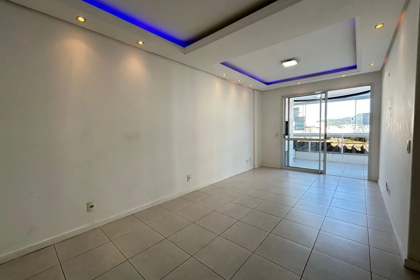 Apartment with 3 bedrooms and 1 parking space plus balcony