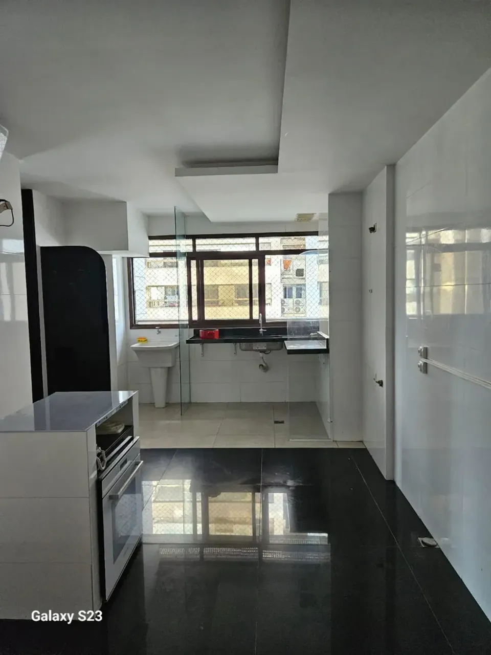 Apartment with 3 bedrooms and 3 bathrooms and 2 parking spots — photo 12
