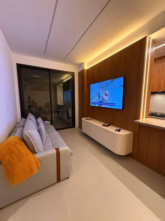 Furnished 2-bedroom apartment with 1 en-suite, 95 m² — photo 8