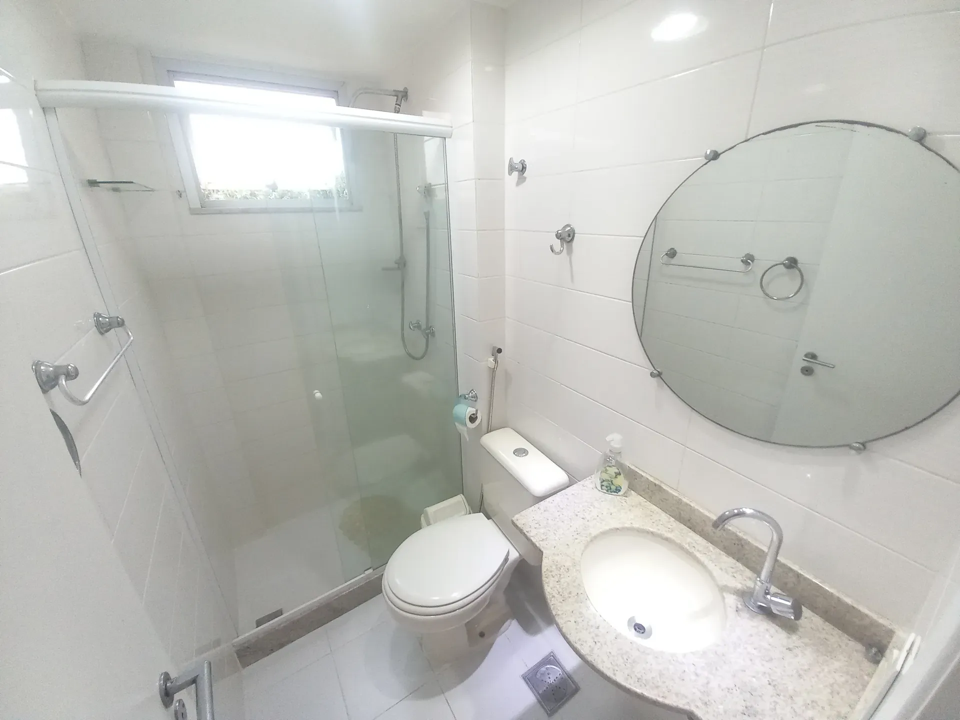 Apartment on the 3rd floor with wood or laminate floors — photo 9