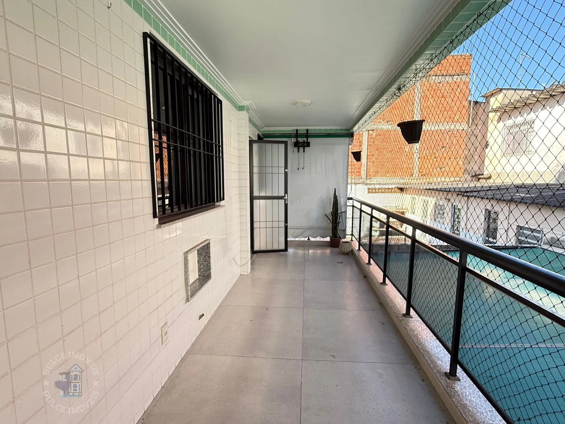 3-bedroom apartment with 1 en-suite and balcony — photo 21