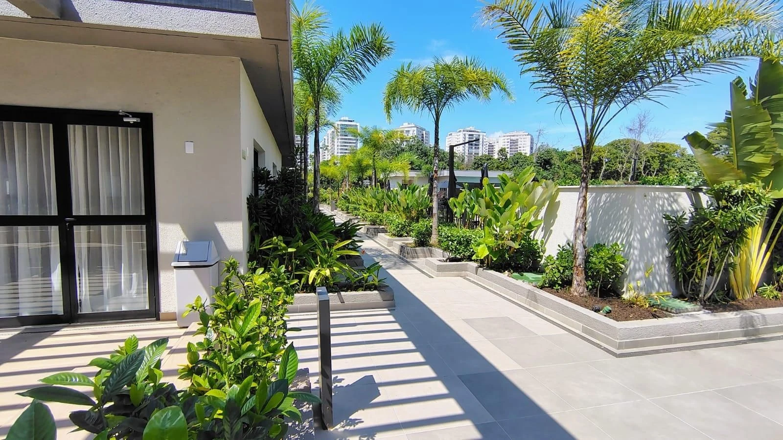 Furnished apartment, 50 m², with a grill on the balcony — photo 51