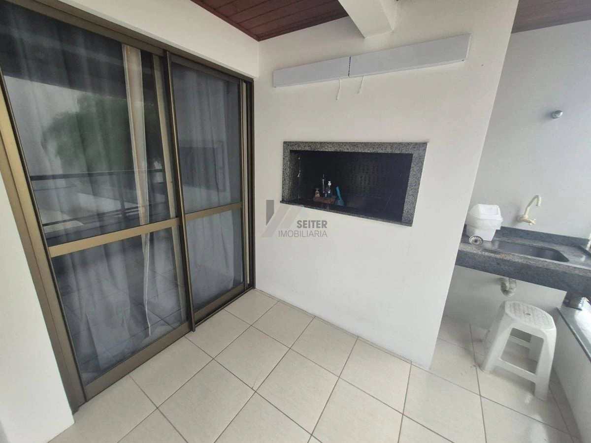Apartment with a suite and a balcony BBQ — photo 3