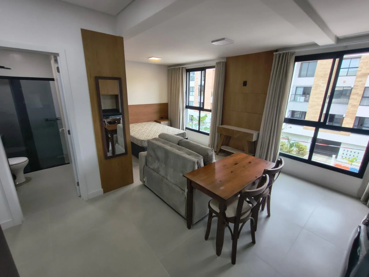 Furnished apartment, 32 m², with floor-to-ceiling windows — photo 10
