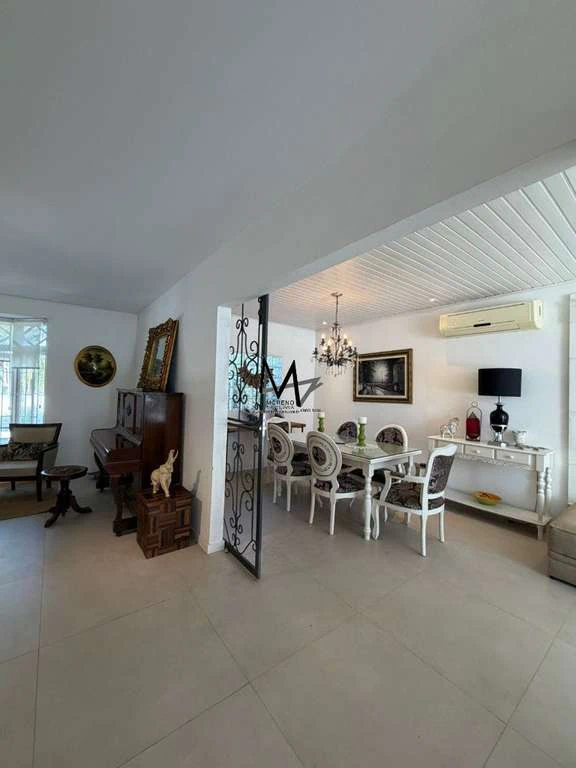 Casa com 5 quartos e área gourmet com churrasqueira — photo 2