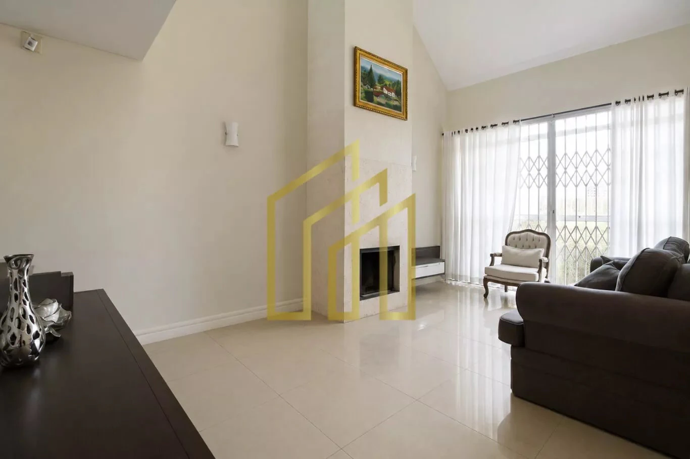 Casa para aluguel com 4 quartos e varanda — photo 4