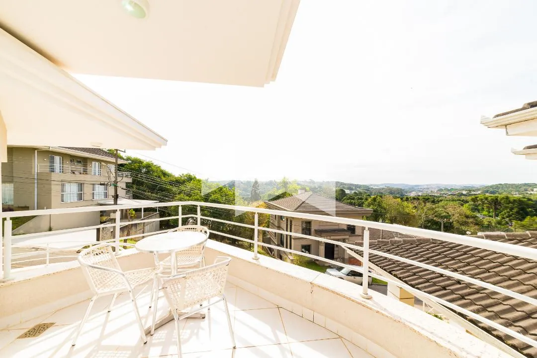 431 m² house with 4 en-suite bedrooms and 6 parking — photo 28