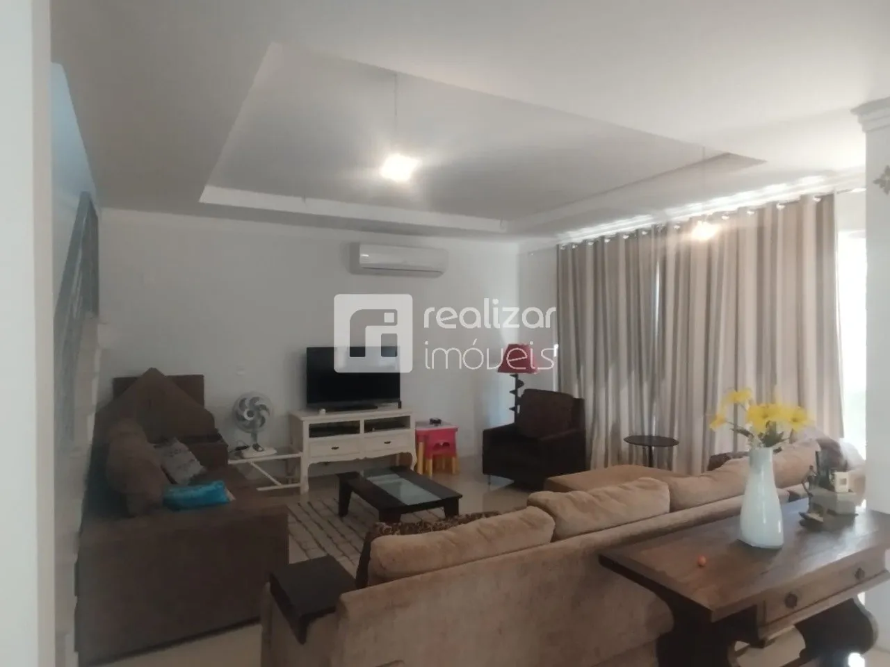 Furnished house with 4 bedrooms and 190 m² plus a garden — photo 8