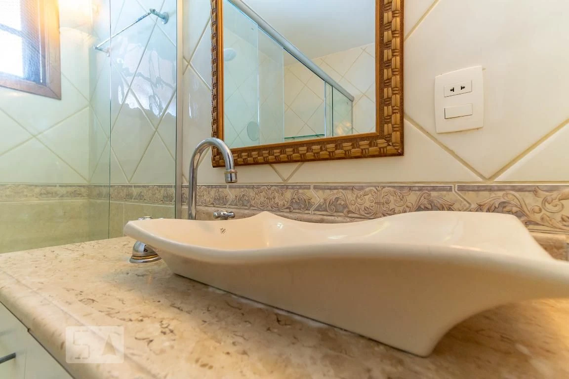 4-bedroom house with a jacuzzi in Rio de Janeiro — photo 35