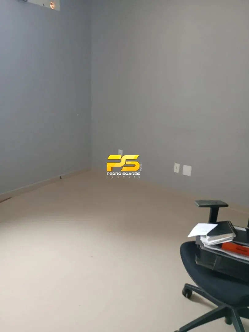 Будинок для оренди з 5 спальнями та 1 ванною — photo 25