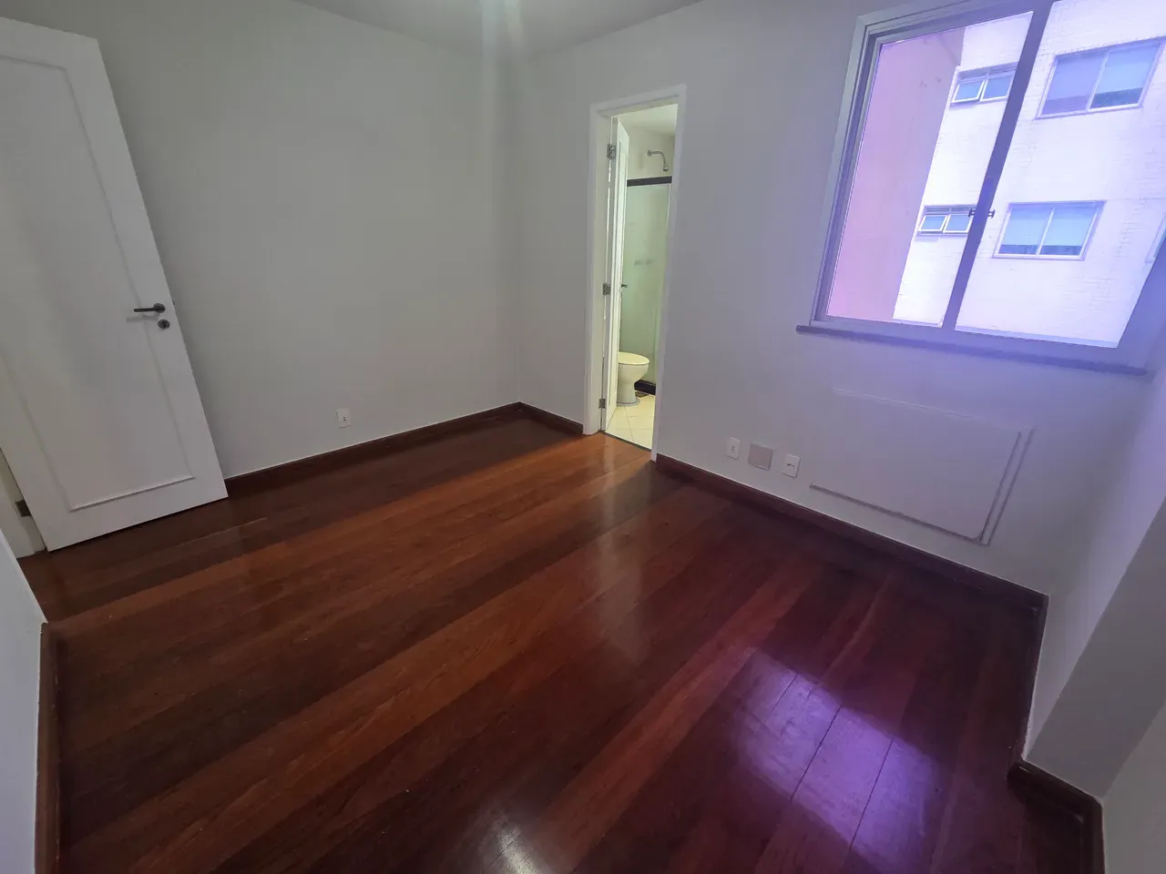 5-bedroom apartment in a building with a sauna — photo 28
