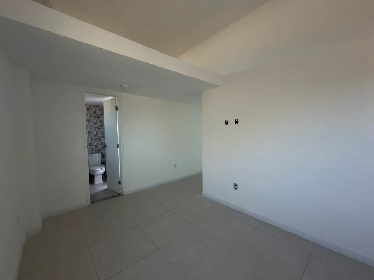 Apartment with 3 bedrooms and 4 bathrooms plus terrace — photo 15