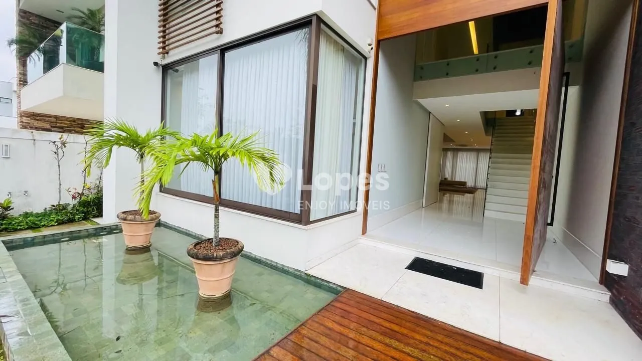 Furnished house with 5 en-suite bedrooms 600 m² — photo 28