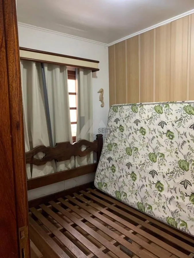 Furnished house with a workspace and 5 bedrooms — photo 27
