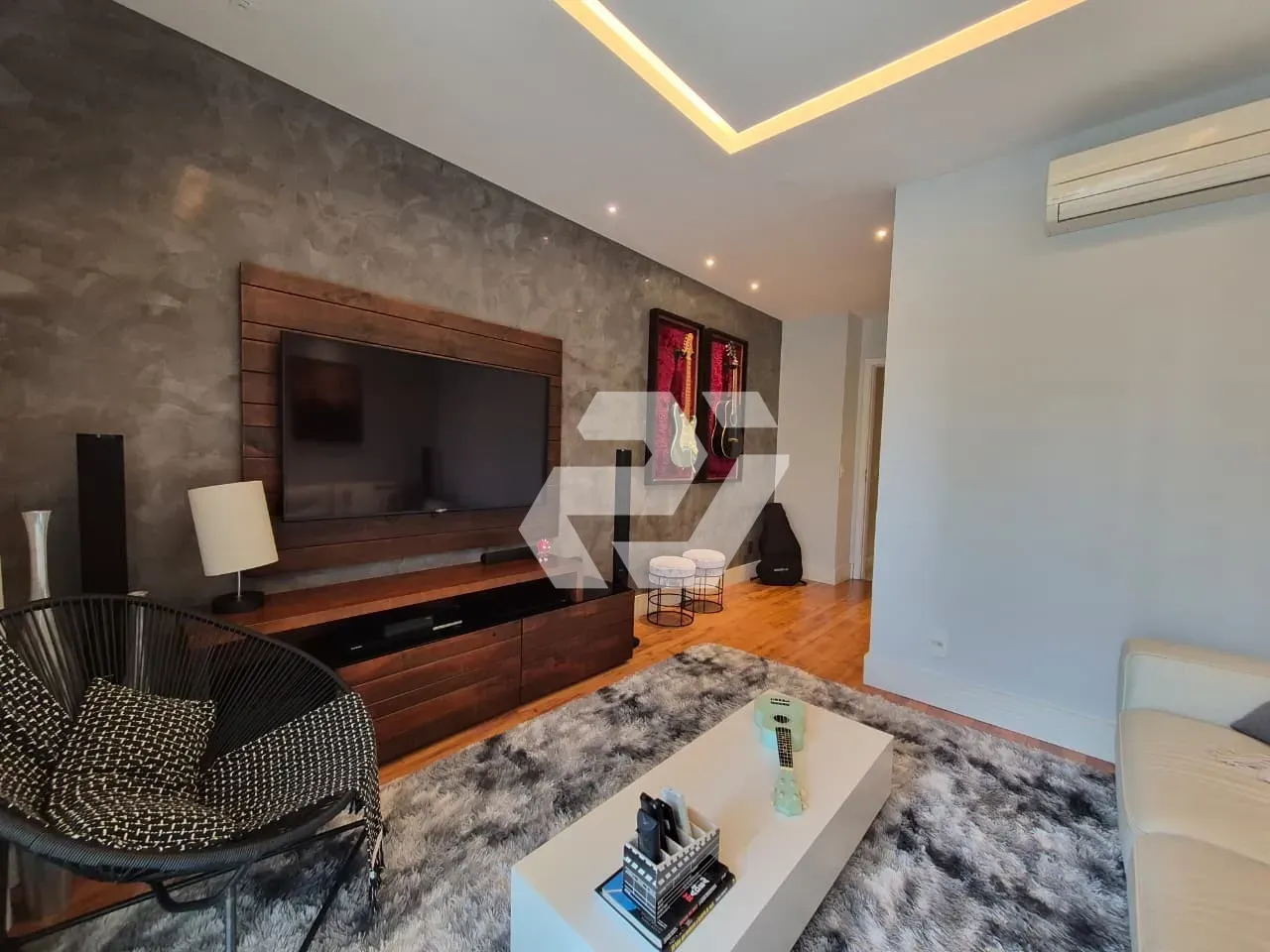 4-bedroom, 5-bath apartment with balcony and 3 parking — photo 19