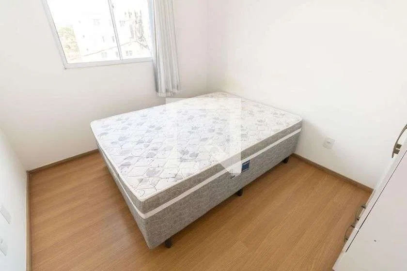 2-bedroom apartment with wood or laminate floors — photo 18