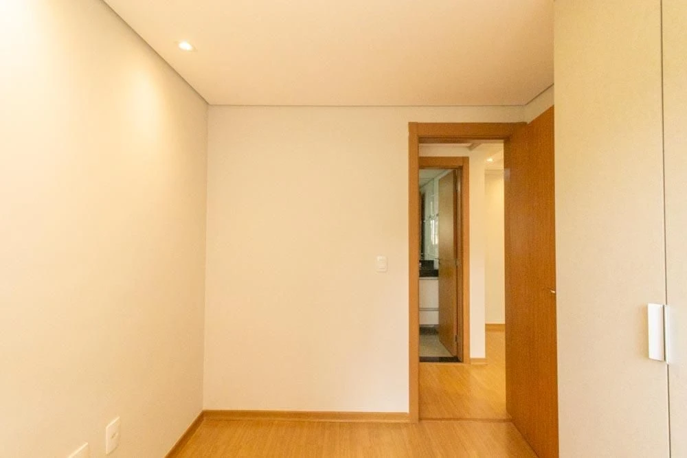 2-bedroom apartment with a private pool — photo 54
