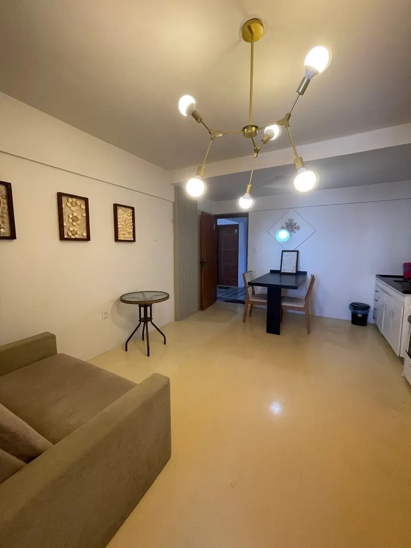 Мебльована квартира 40 м², 1 спальня