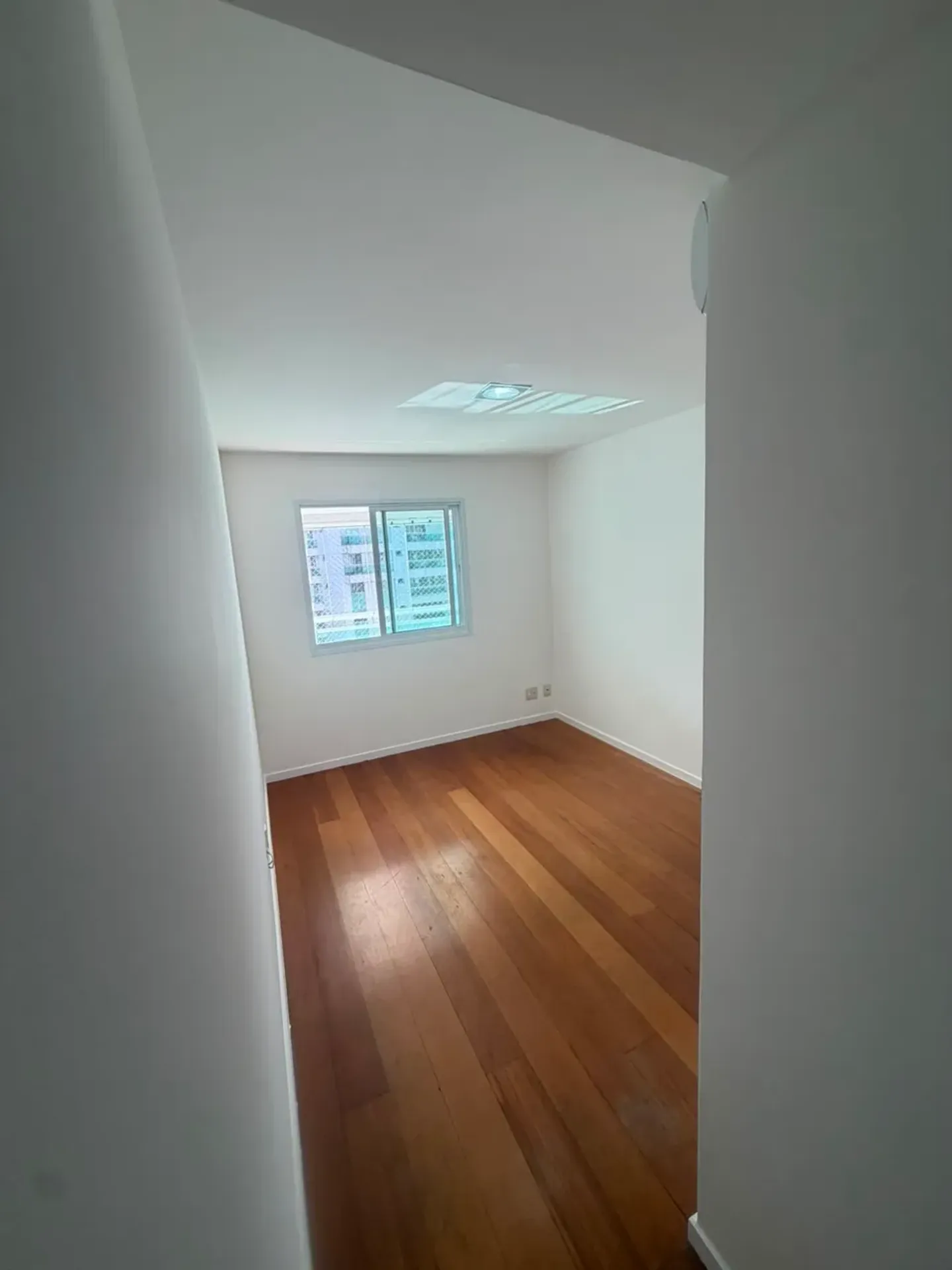 112 m² apartment on the 12th floor with an enclosed balcony — photo 14