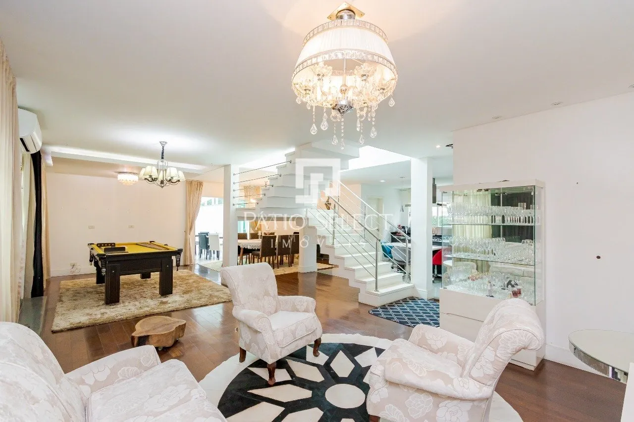 Furnished house, 305 m², with a bathtub — photo 141