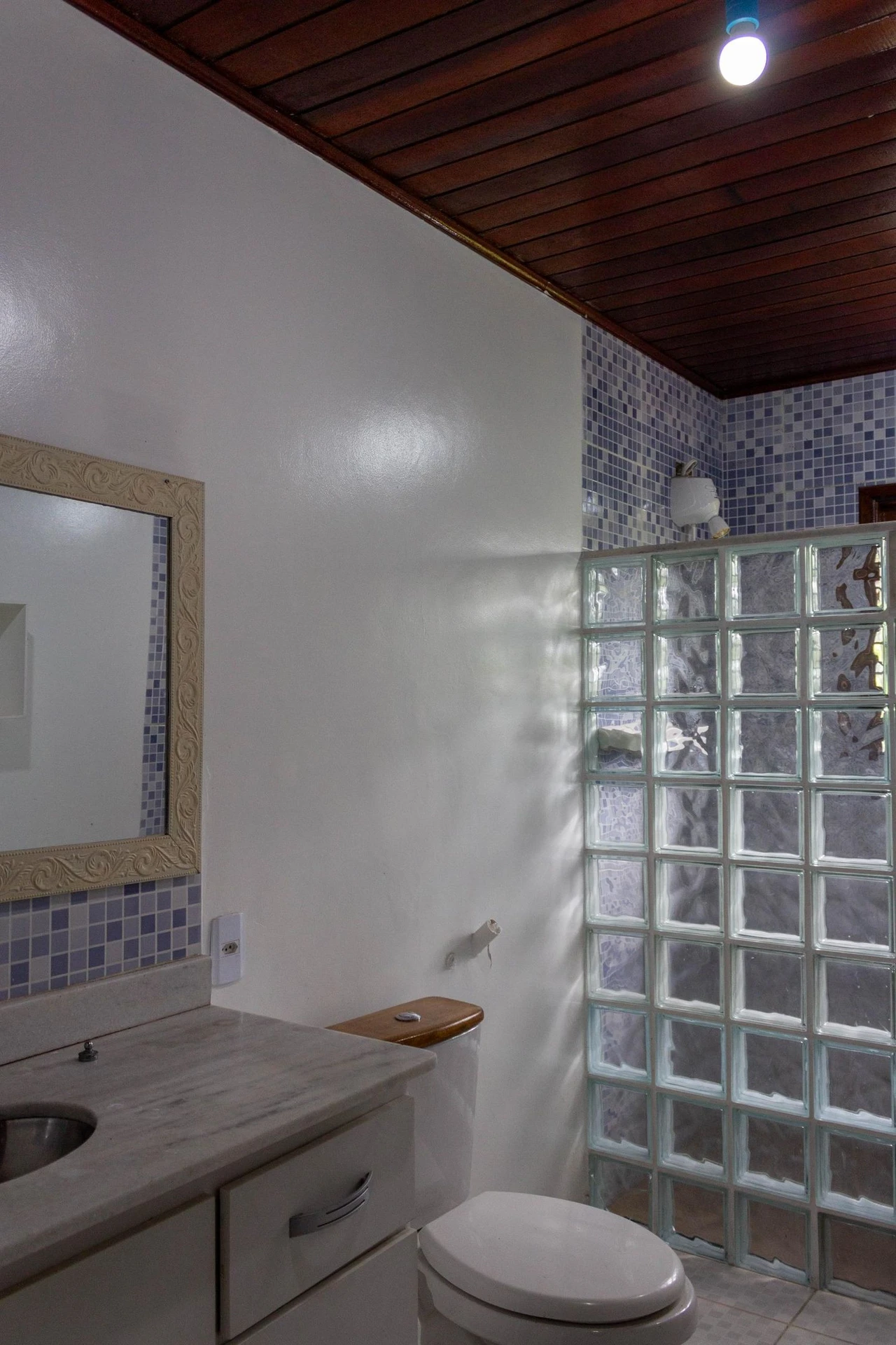 Casa de 3 dormitorios con bañera — photo 27