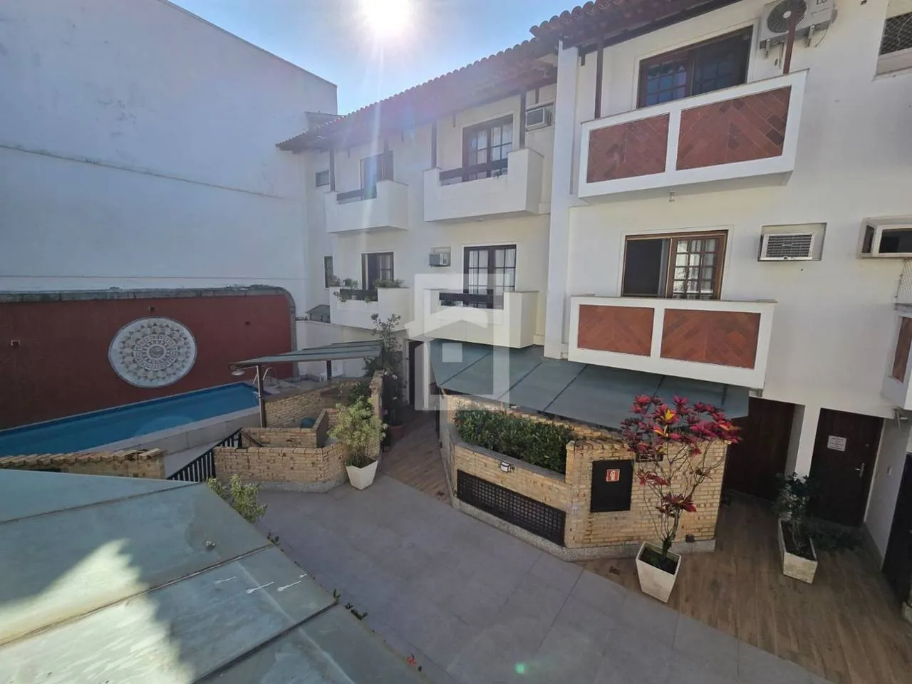 Triplex house with 4 bedrooms and 2 en-suites — photo 17