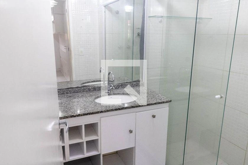 Балкон с грилем и 3 спальни: квартира 110 м² — photo 32