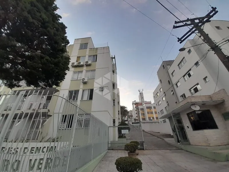 Apartamento de 2 quartos com sacada e área de serviço — photo 23