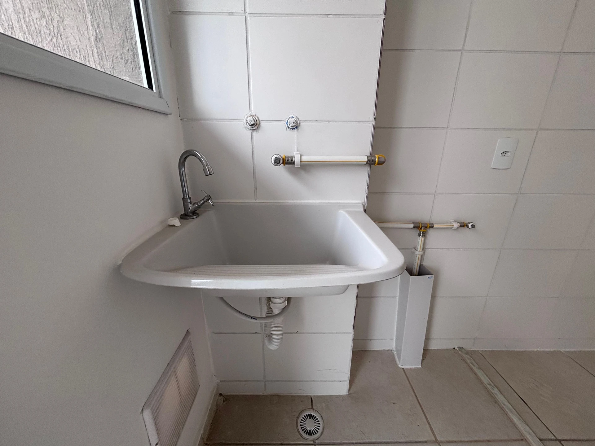 Квартира з 2 кімнатами, власною ванною і балконом — photo 39