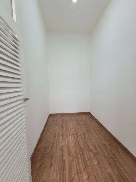 Apartamento com 2 dormitórios e 75 m², cozinha separada — photo 19