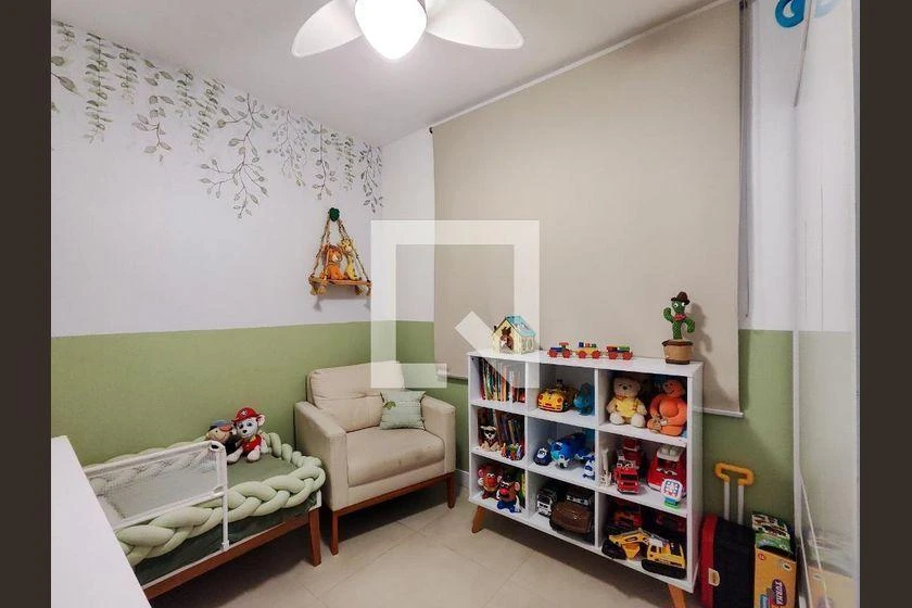 3-bedroom apartment with a mountain view — photo 14