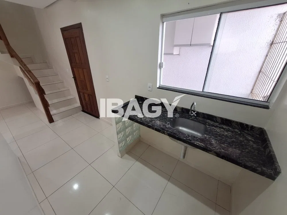Casa sin amueblar con 2 dormitorios y 155 m² — photo 4