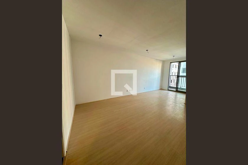 1-bedroom apartment with 31 m² and wood floors