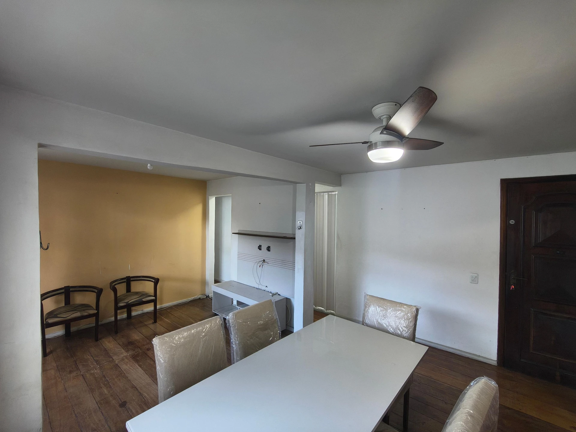 Unfurnished apartment with 2 bedrooms and 1 parking space — photo 26