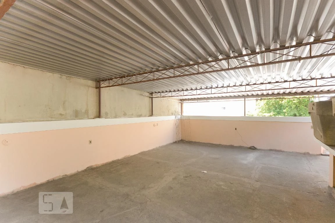 House for rent with 5 bedrooms and 2 bathrooms — photo 42