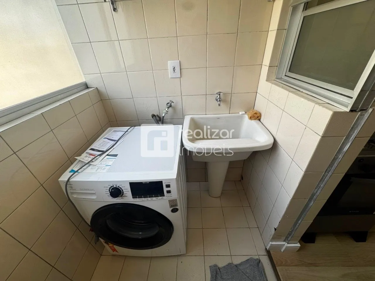 Квартира с 1 спальней и прачечной зоной и местом — photo 12