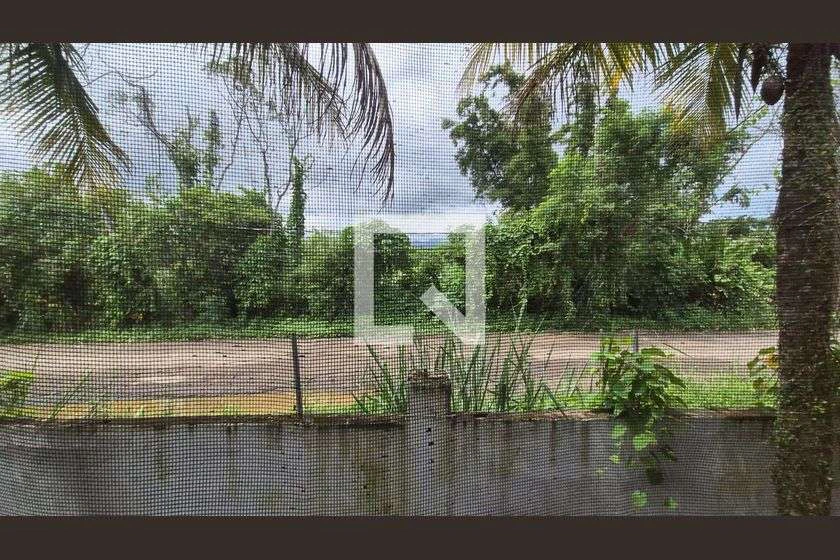Casa de 200 m² com 2 quartos e churrasqueira na sacada — photo 3