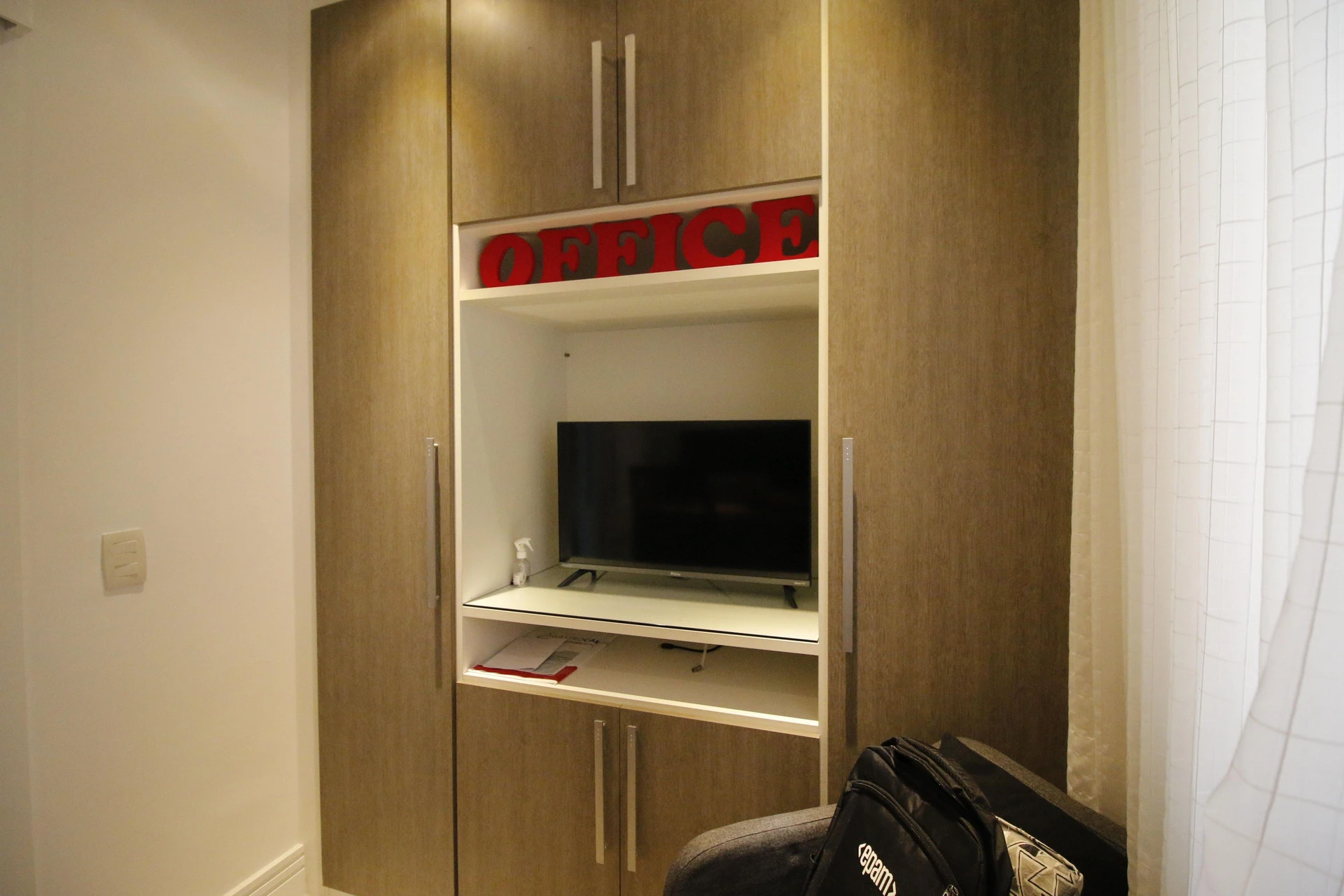Furnished house, 230 m², with a glass-enclosed balcony — photo 17